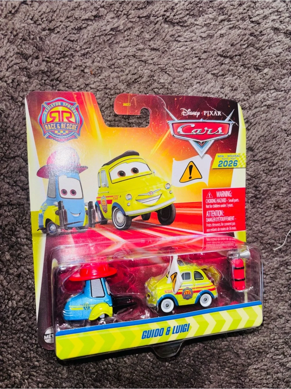 Mattel Disney Pixar Cars Guido & Luigi Race Rescue Duo - Yellow & Blue